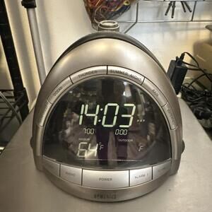 Homedics SS-5010 Soundspa AM/FM Clock Radio PROJECTOR